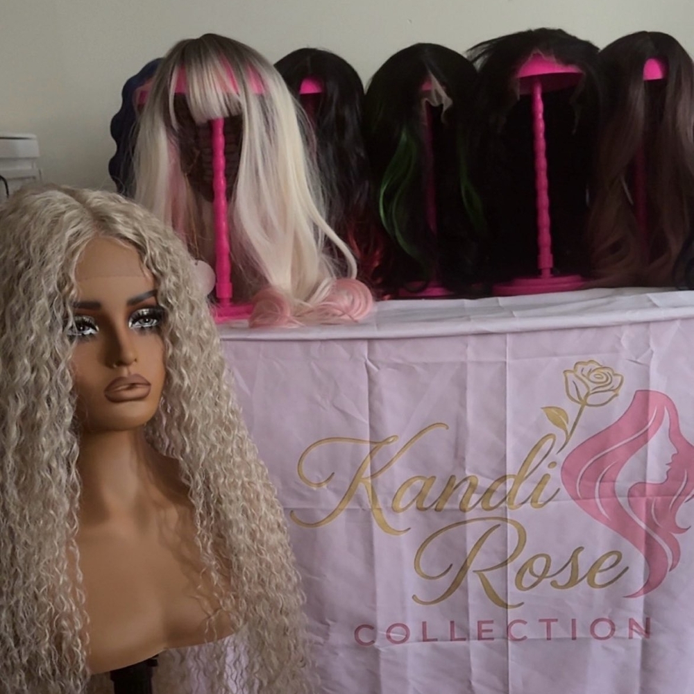 Blonde Wavy Wig